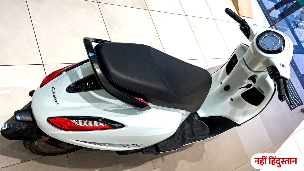 Bajaj Chetak 3001
